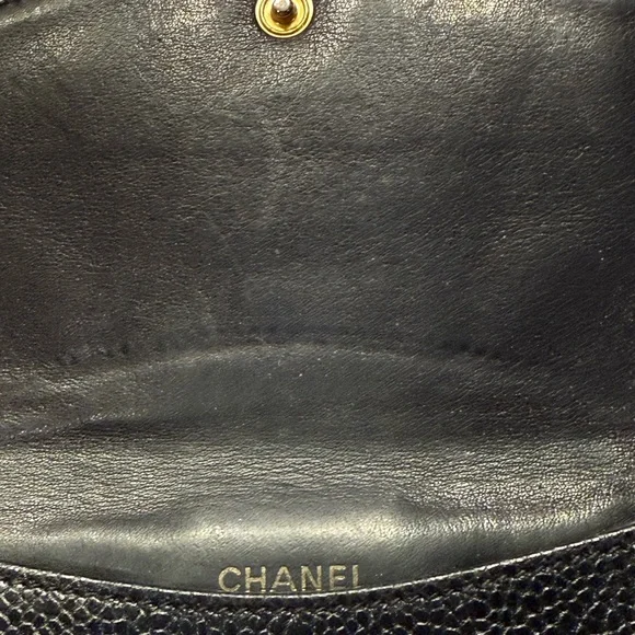 Chanel Black Caviar Wallet includes authenticity card - Picture 2 of 9